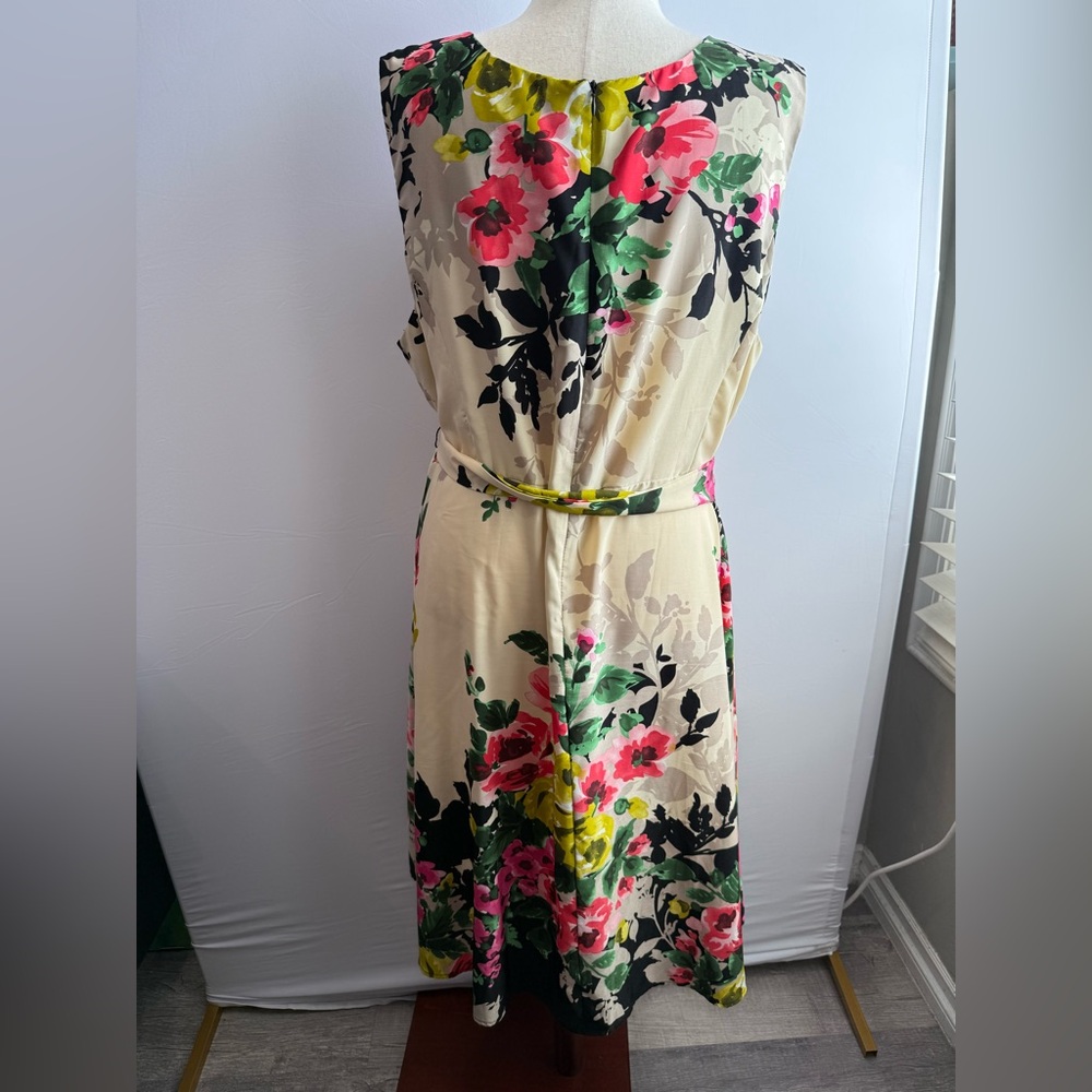 JEMMA Floral Midi‎ Dress with Belt